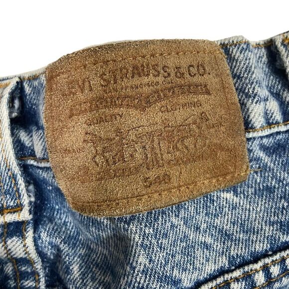 Levi’s 38x30 Vintage 540 Worn In Distressed Acid Wash Relaxed Jeans - Picture 3 of 4
